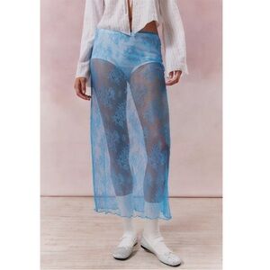 URBAN OUTFITTERS Jules Sheer Lace Midi Skirt In Blue